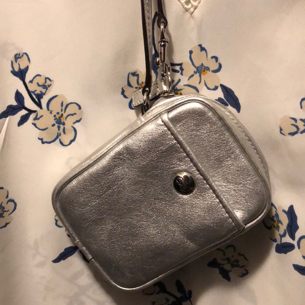 Wristlet